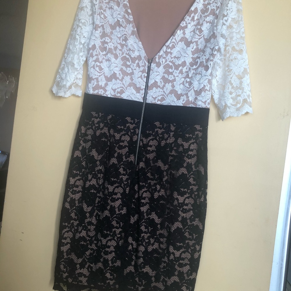 White and Black Lace V-Neck Cocktail Dress